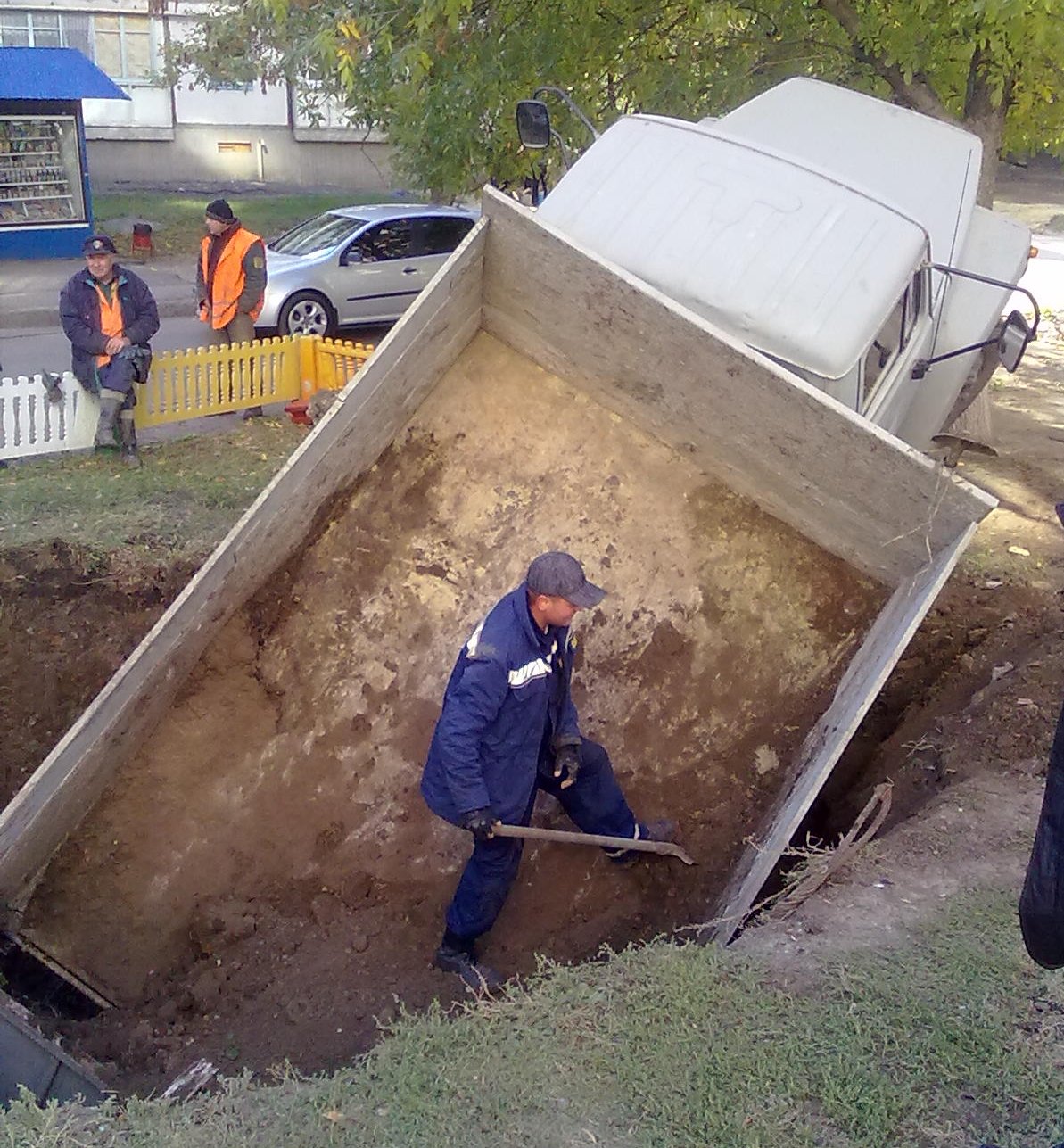 приколовся тип! а вам слабо? 4