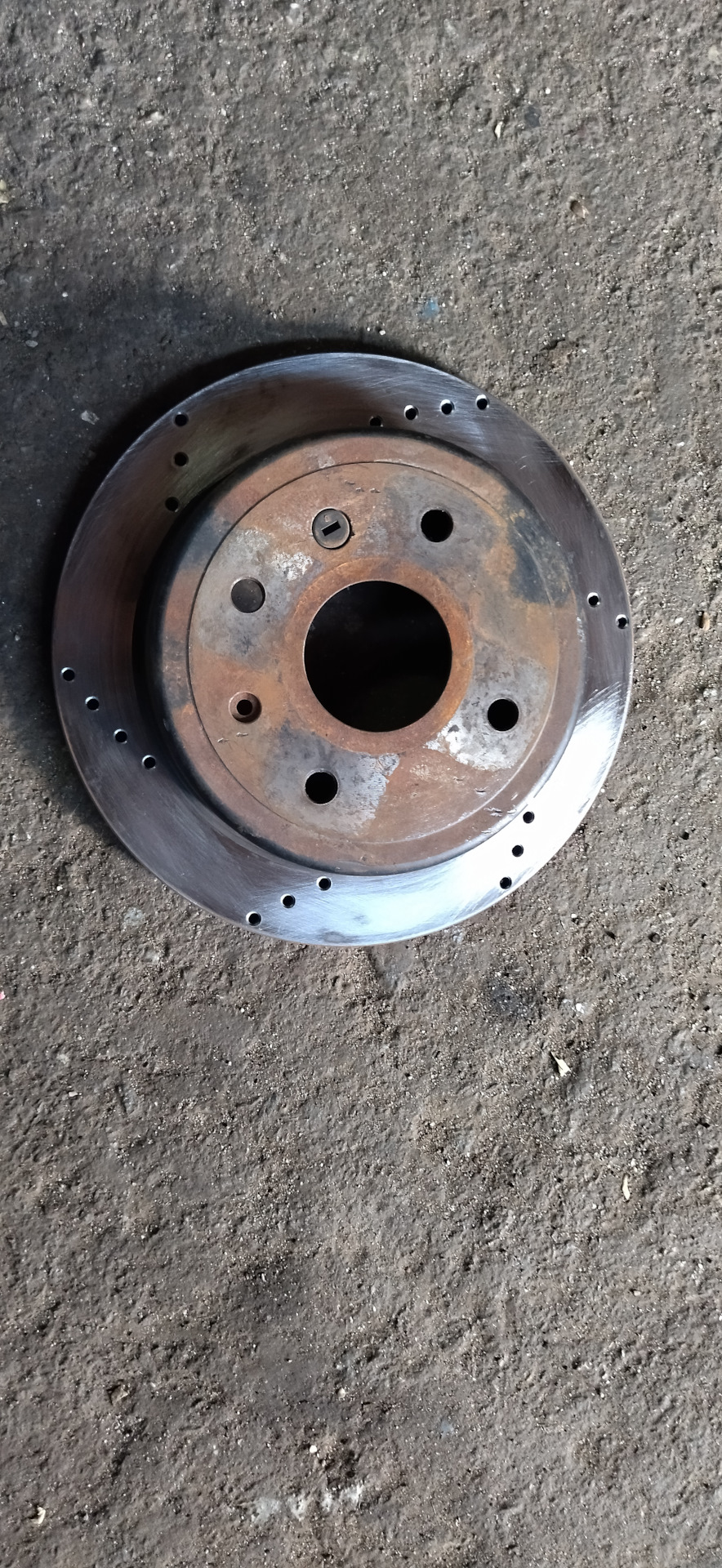 Перфорація гальмівних дисків або хочу бути Brembo ) 4
