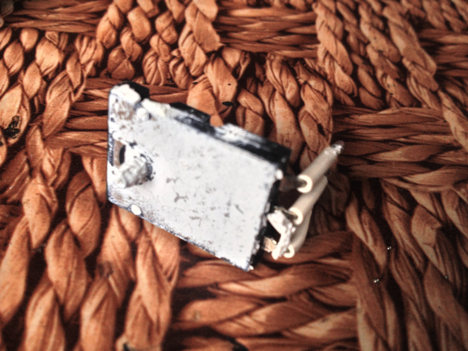 Power Transistor вентилятора обігрівача. 3