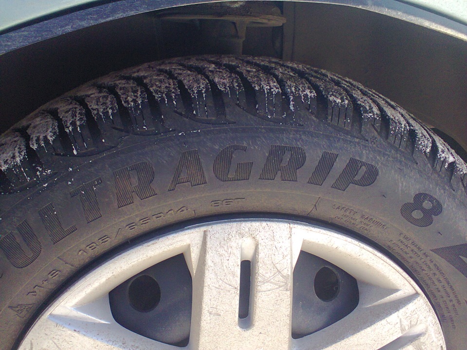 Зимова гума Goodyear Ultra Grip 8 185/65 R14 5