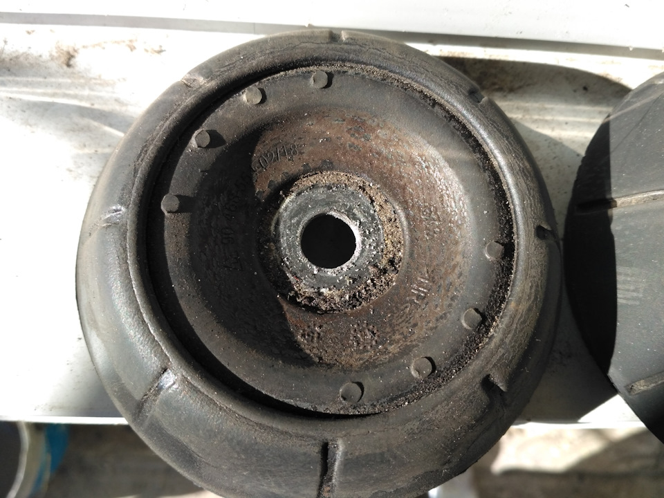 Комплект опор Opel Vectra B від Lemferder в брухт. 4