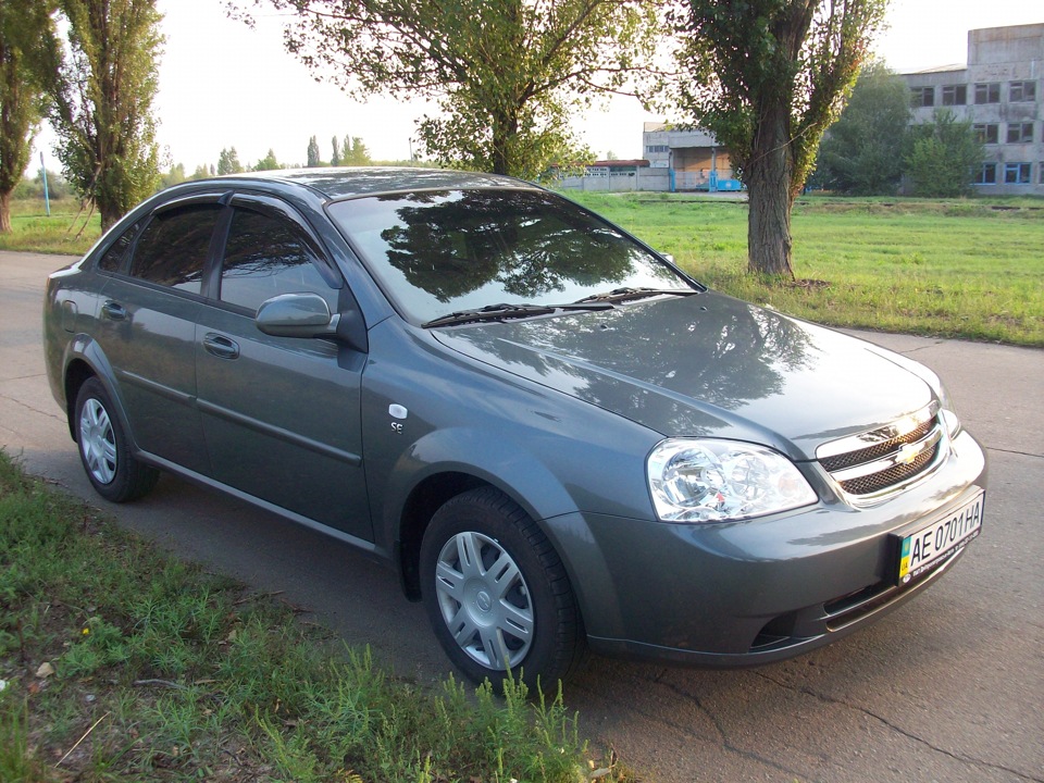 Тонування автомобіля та дефлектори бічних вікон Lacetti 4