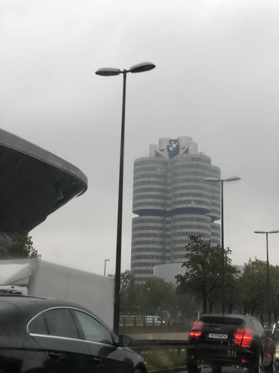 Київ-Прага-Рим-Венеція-Мюнхен-Варшава. Гранд євротур. Частина 5. Майже музей БМВ у Мюнхені, автобани без обмежень та Варшава