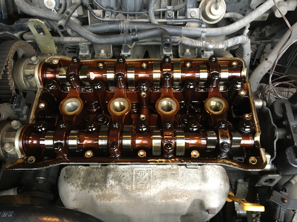 Протікання клапанної кришки Lacetti 1.6 4