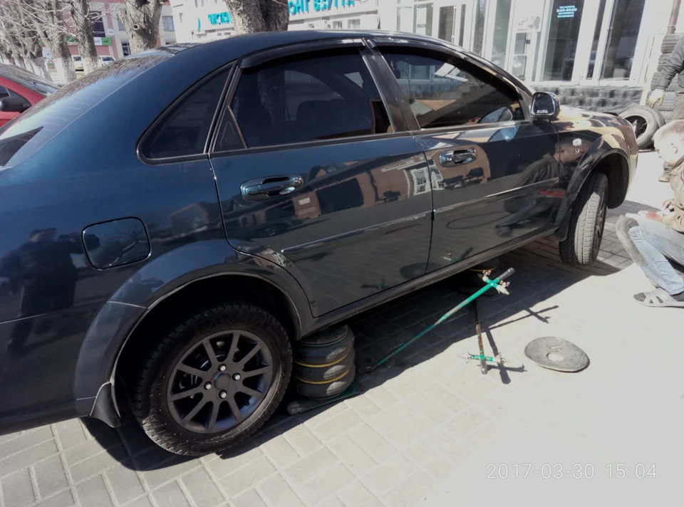 Перевзувся і розтроївся))