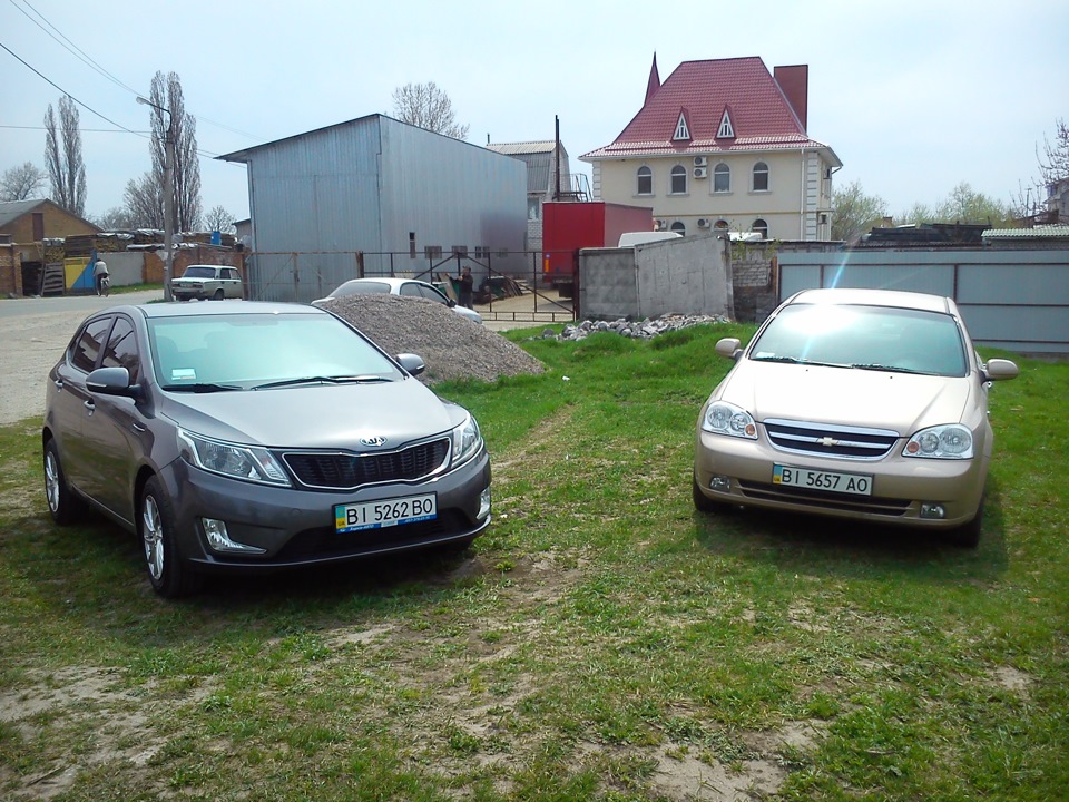 KIA RIO 5