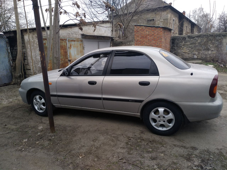 Lanos 185/70/14 (Torque Tq021) et49 2
