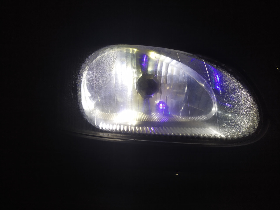 ЛАЙФХАК - LED Світлодіодні Лампи в Галогенові та Ксенонові Фари з однією Лампою для Близького та Далекого - Lanos, Ланос, Sens, Сенс, Таврія, Славута, більшість Lada, Лада, Ваз, та багато інших Фар. 1