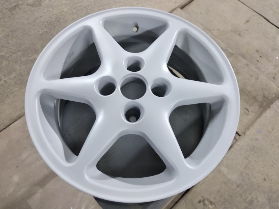 Borbet R15 + NOKIAN Nordman RS2 185/60/15 4