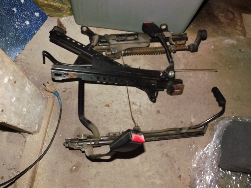RECARO 2