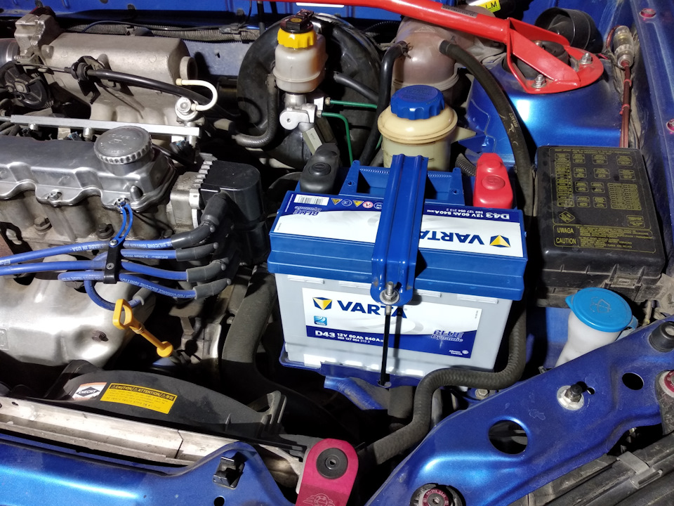 Заміна акумулятора Varta 60A 4
