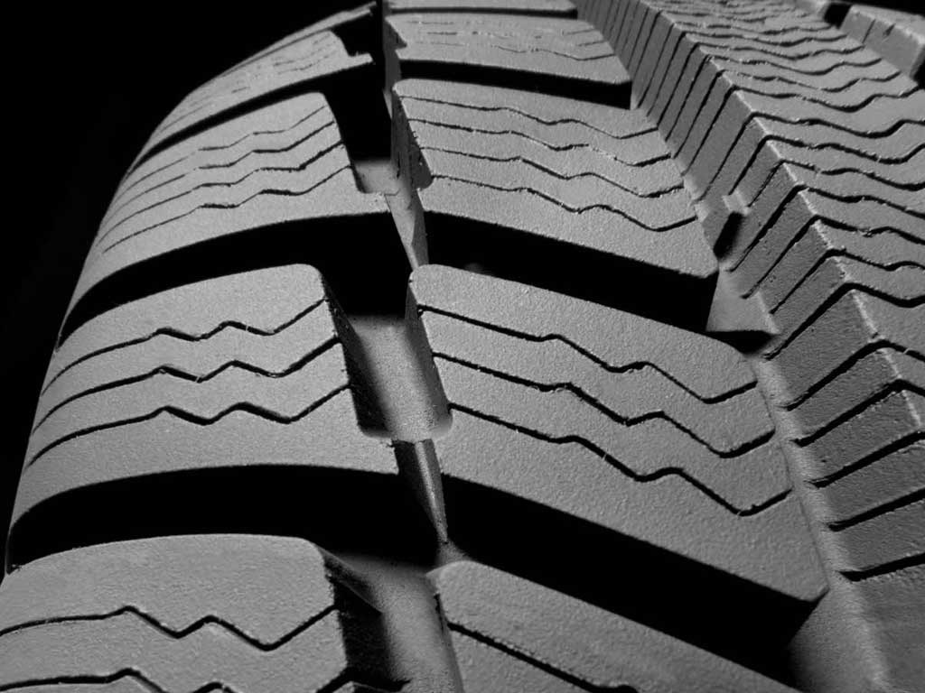 Зимова гума Bridgestone Blizzak LM-25 1