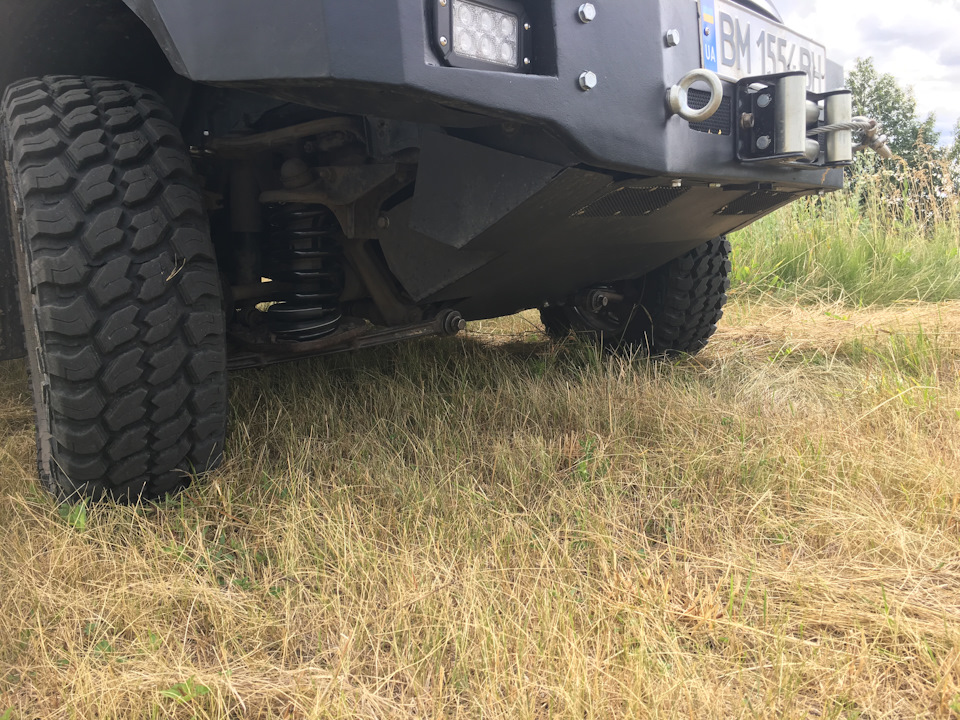 Піднімаємося з колін після встановлення лебідки або мерса нам у шниву 5