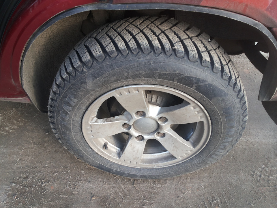 Шипований новий GoodYear Ultra Grip Ice Arctic 4 шт. 2