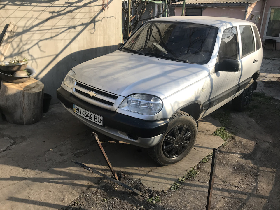 Нове парко місце, шевик чекає на доробки 5