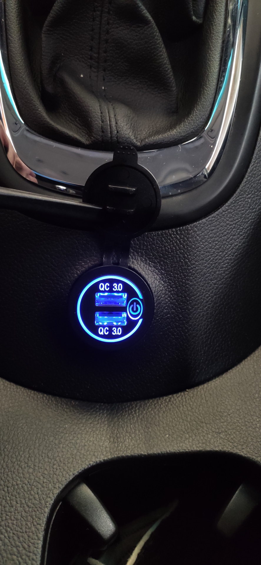USB QC 3.0 заряджання. 1