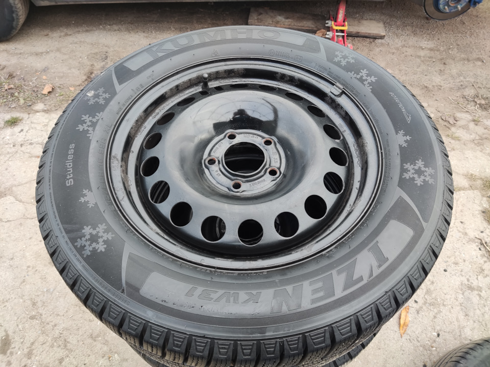 Перехід на зиму: Kumho I'ZEN KW31 3