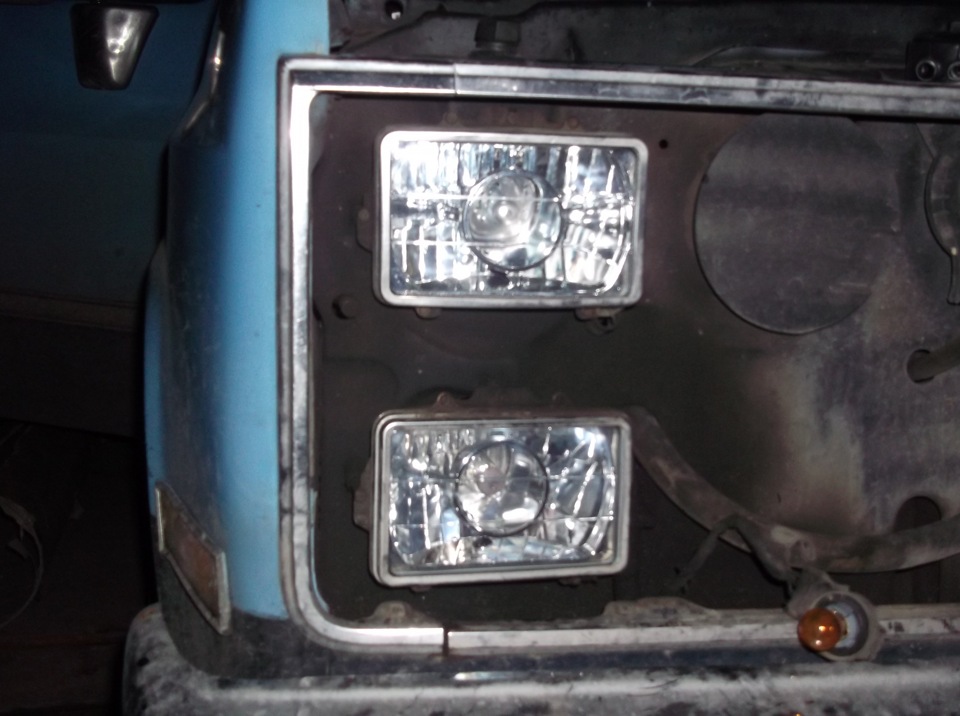 Custom grille & Head light 3