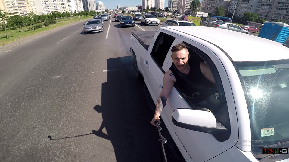 Пілимо гуму. Burnout і Donut 1