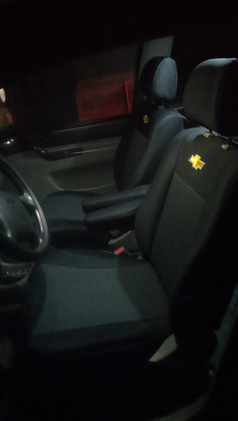 Дводинна магнітола та авточохли Chevrolet 3
