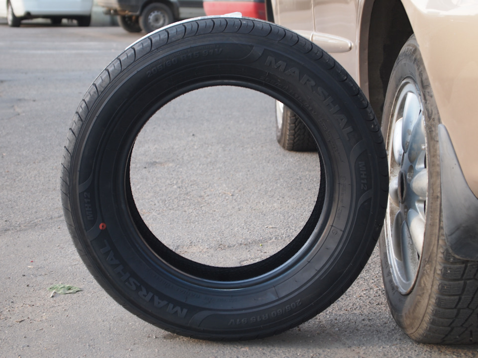 Літні шини Marshal MH12 205/60 R15 3