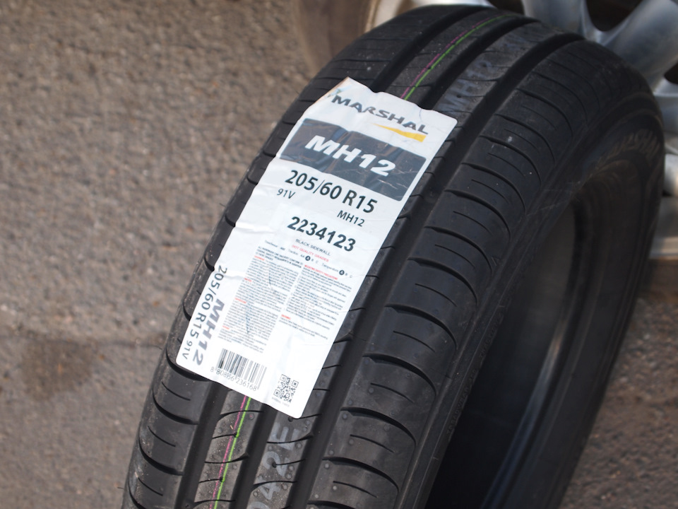 Літні шини Marshal MH12 205/60 R15 2