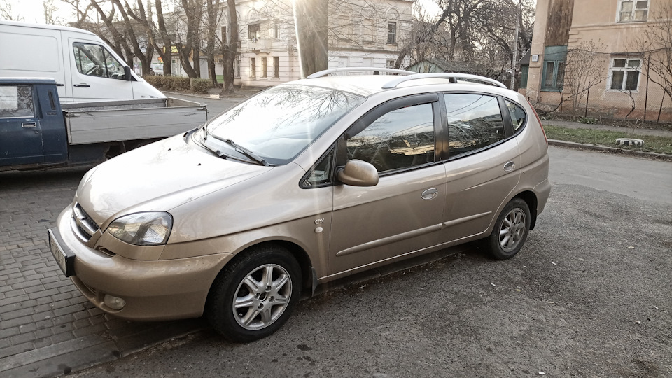 Ростонував Такуму 1