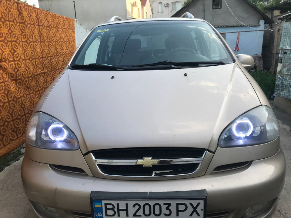 Встановлення та підключення 3” Bi-led лінз з ангельськими очками в Шевролі Такума(Реззо). 1