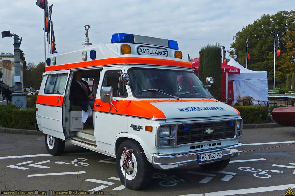 У строю 3
