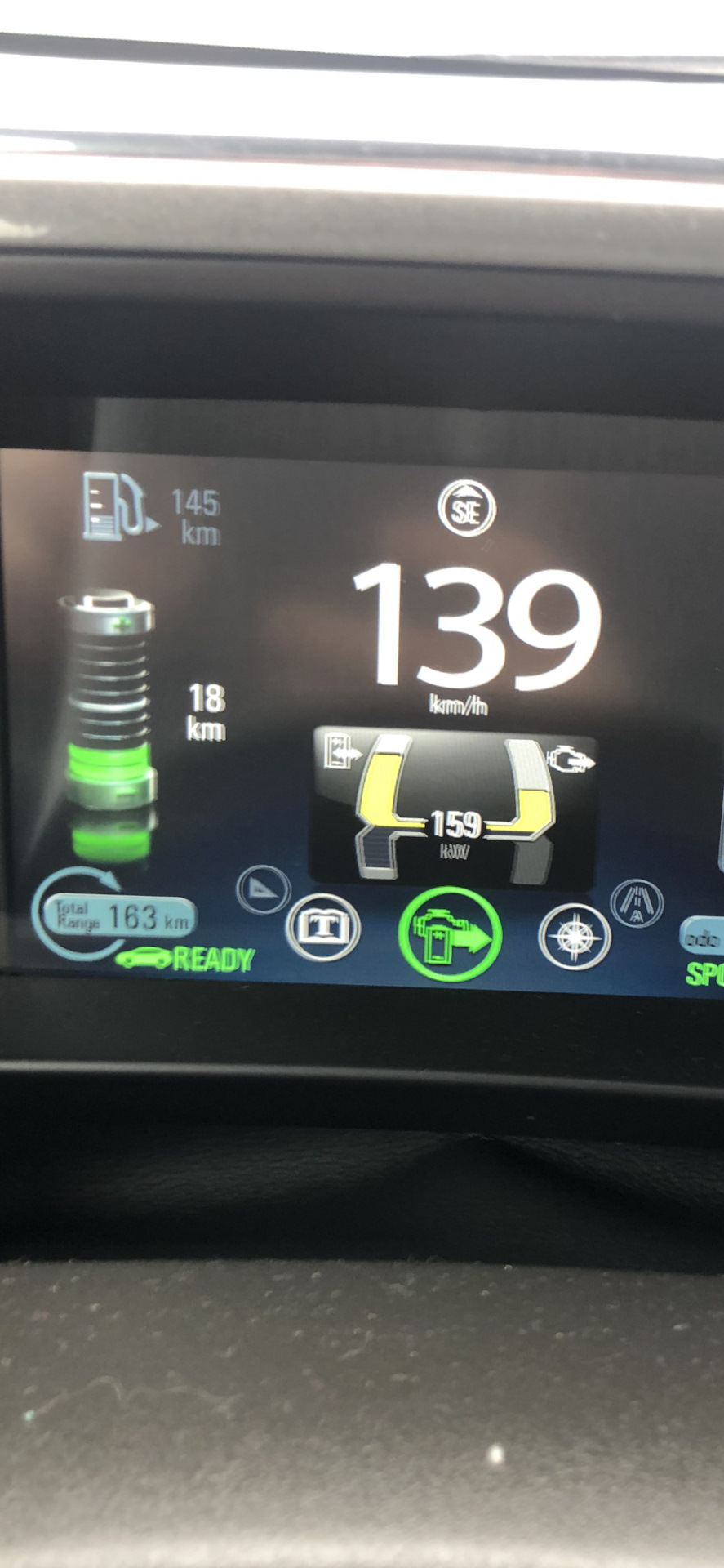 Cadillac ELR in Chevrolet Volt 2