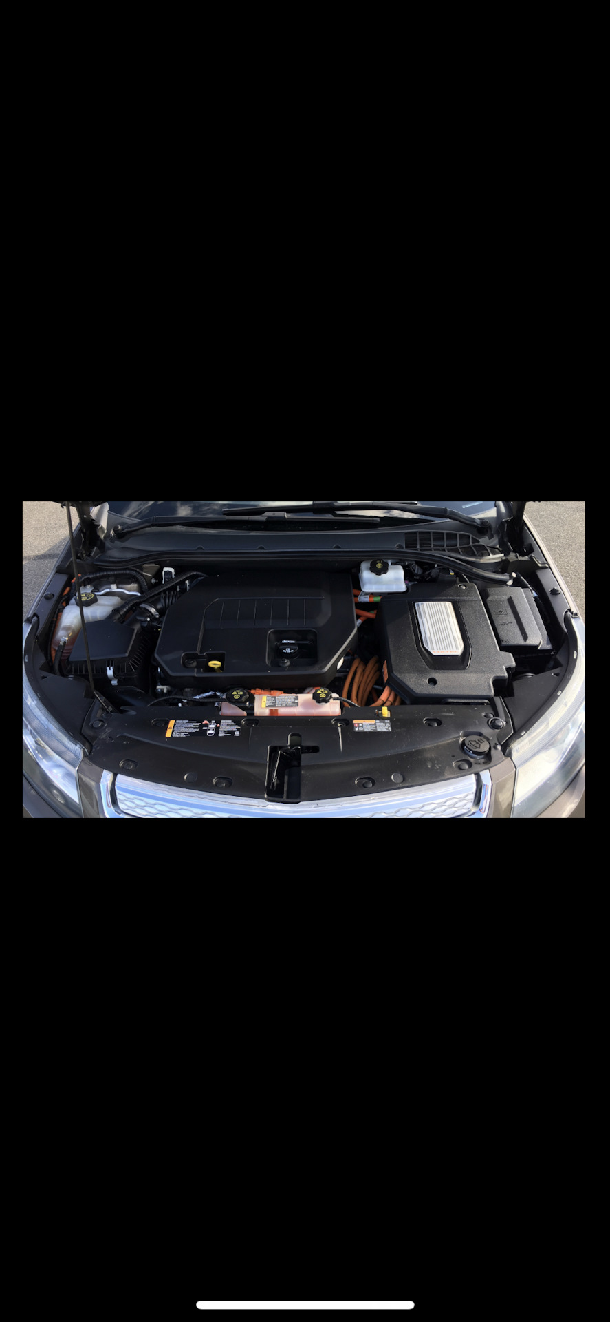 Cadillac ELR in Chevrolet Volt 1