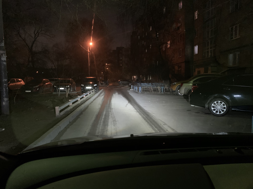 LED у фари) 1