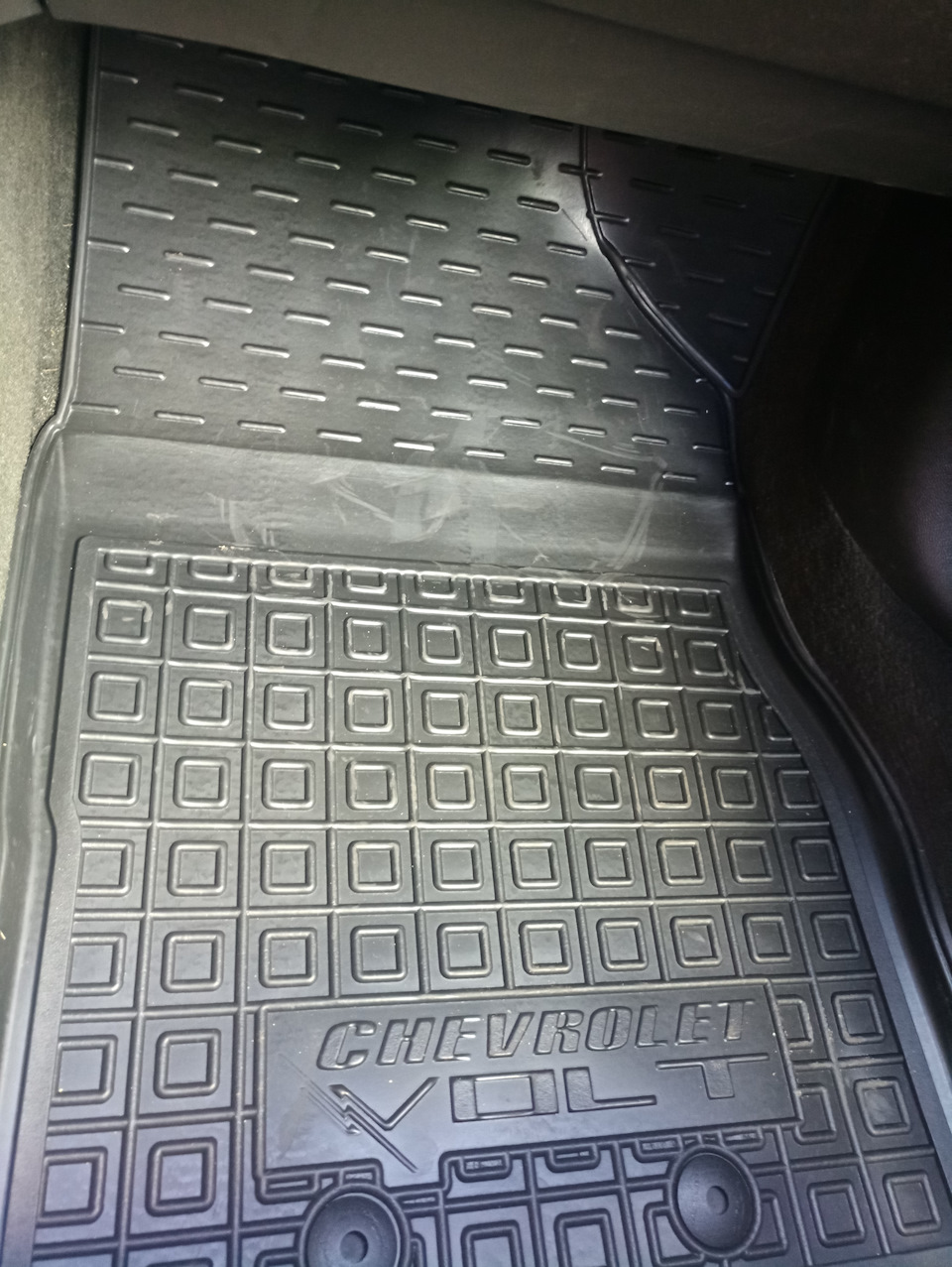 Килимки салон Chevrolet volt 3