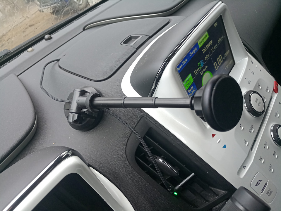 Кріплення для телефону Chevrolet volt 2