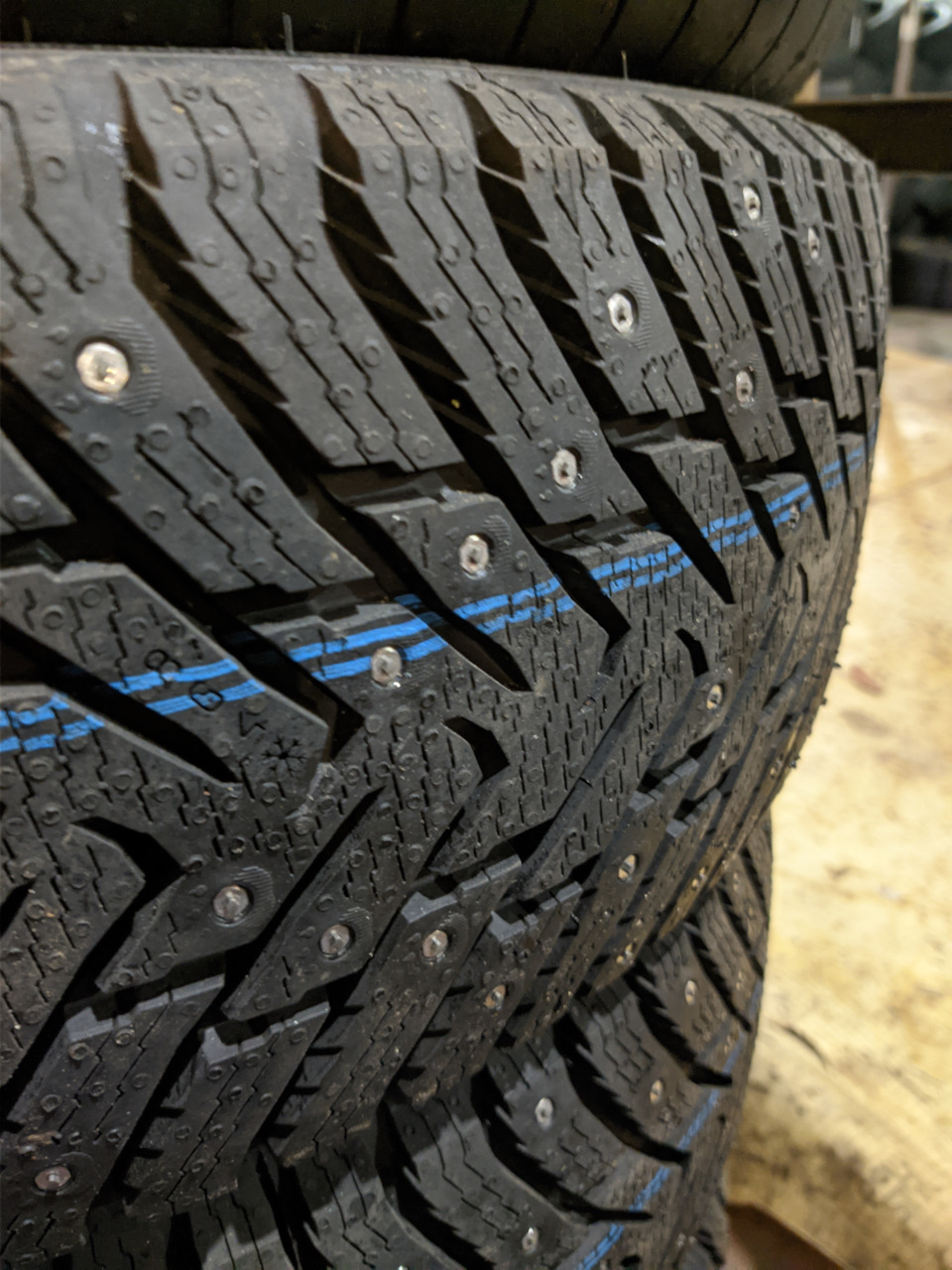 2021.11.20 Купівля та встановлення зимових шин Nokian Nordman 8 SUV 215/60 R17 100T XL (шип) 3