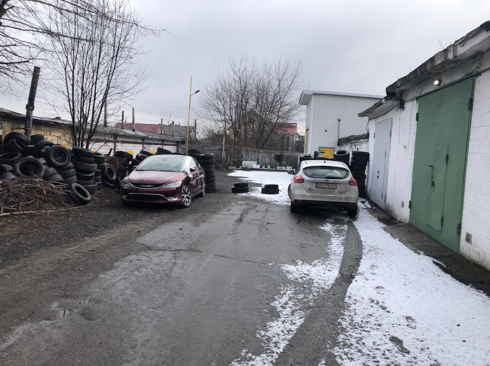 Машина в Києві 1