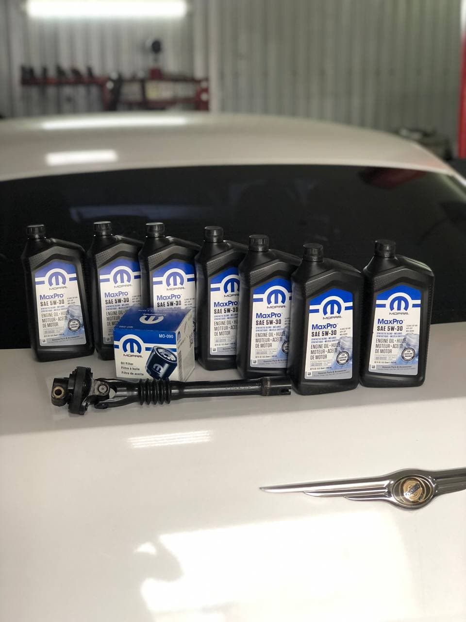 Заміна масла+фільтр у двигуні Mopar 5w30 + Рульовий Карданчик 1