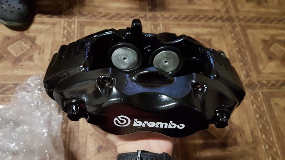 Вкусняшка №7 - комплект супортів Brembo 4
