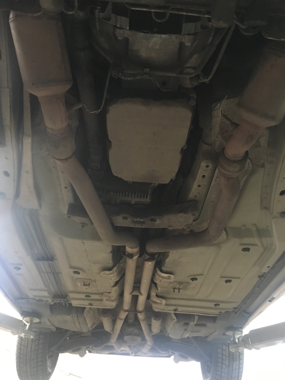 300c HEMI Exhaust 1