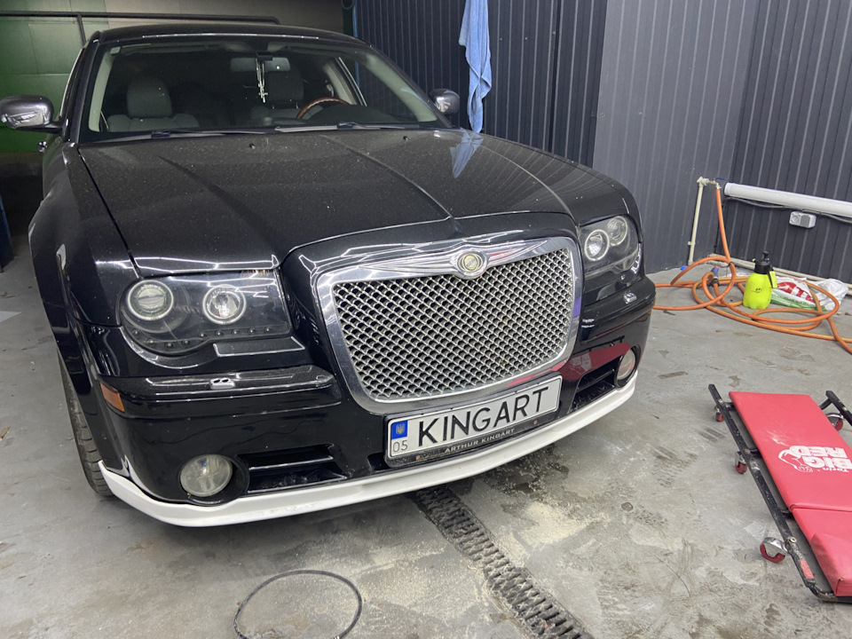 Встановлення губ від SRT8 5