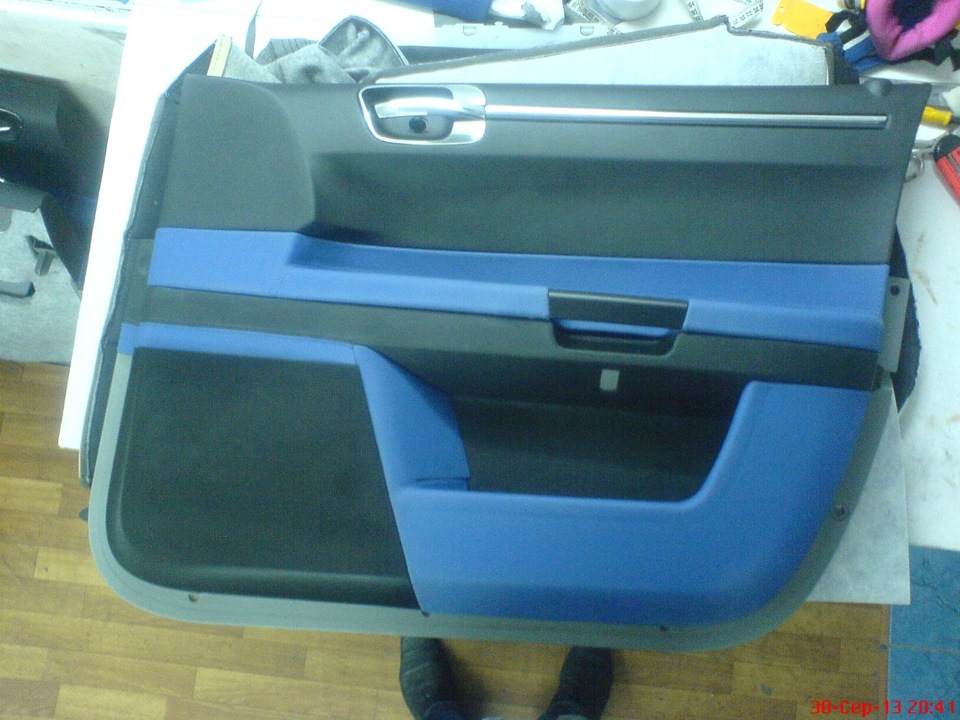 Обшивка карток FinishLine 4 Chrysler 300 2
