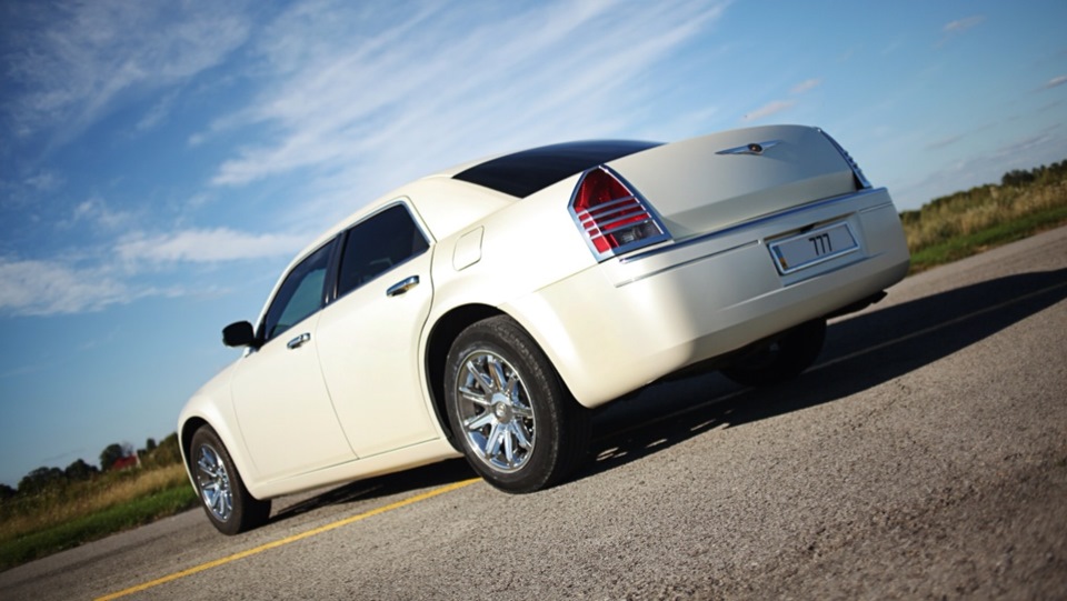 Візуальні зміни за півроку Chrysler 777 4