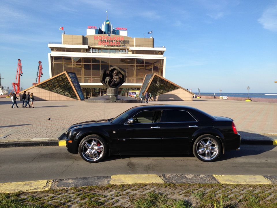 Chrysler 300C як він є 3