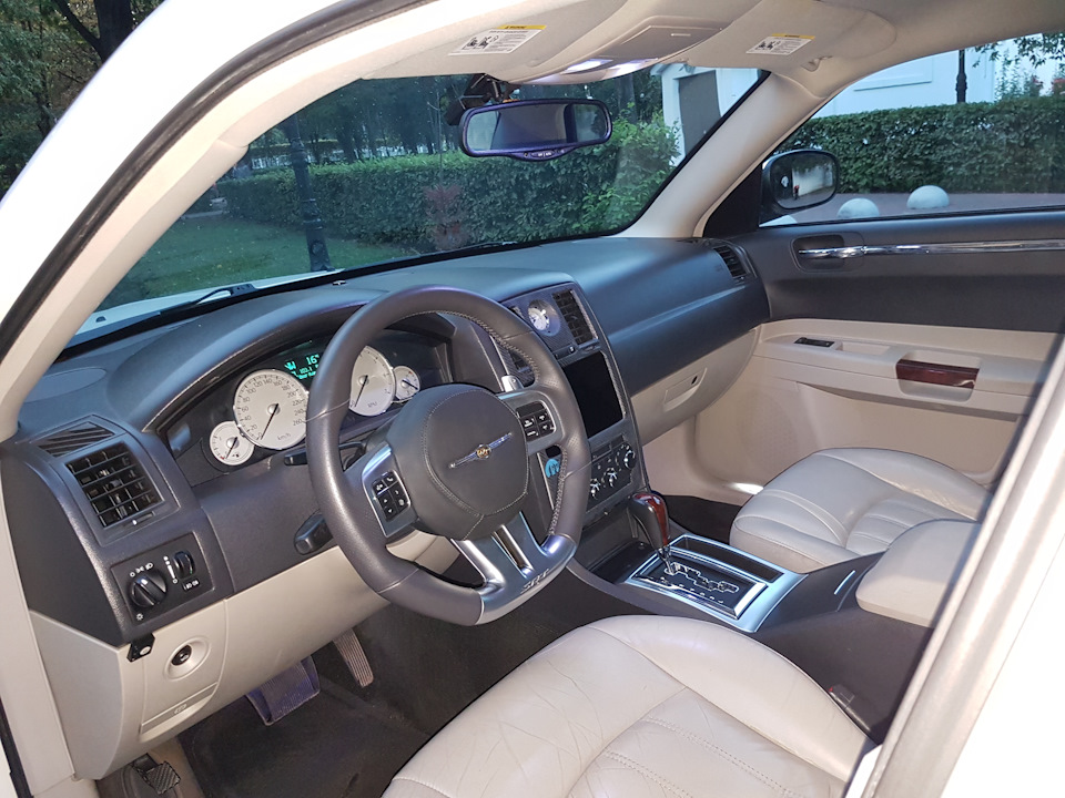 Руль SRT 1