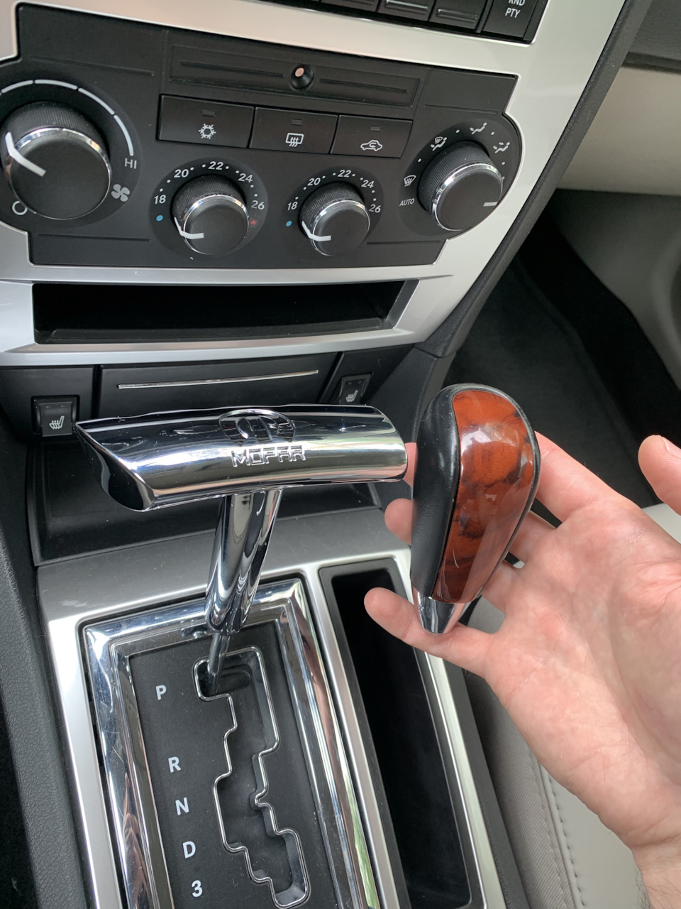 Ручка Mopar 1