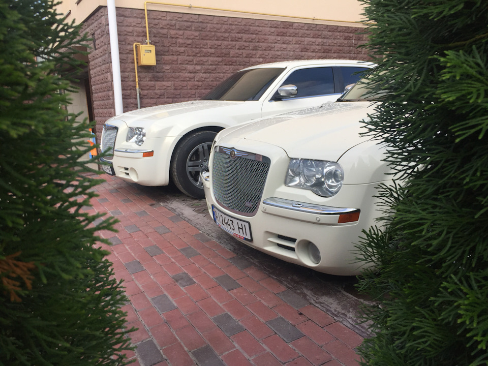 White 300c & White 300c 4