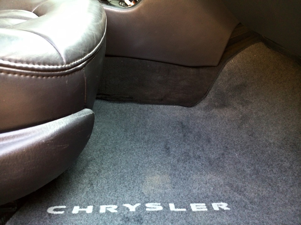 дизайнерські килимки Chrysler)) 2