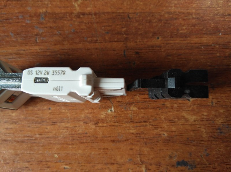 Osram 3557R-02B в задні ліхтарі 3
