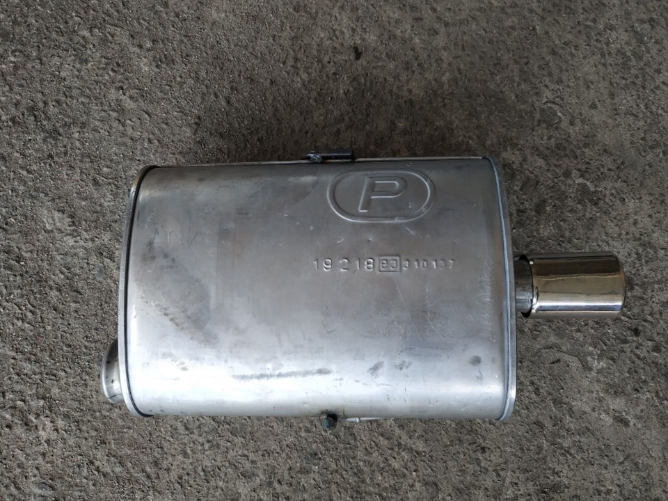 Задня банка глушника Polmostrow на Chrysler Pacifica 1