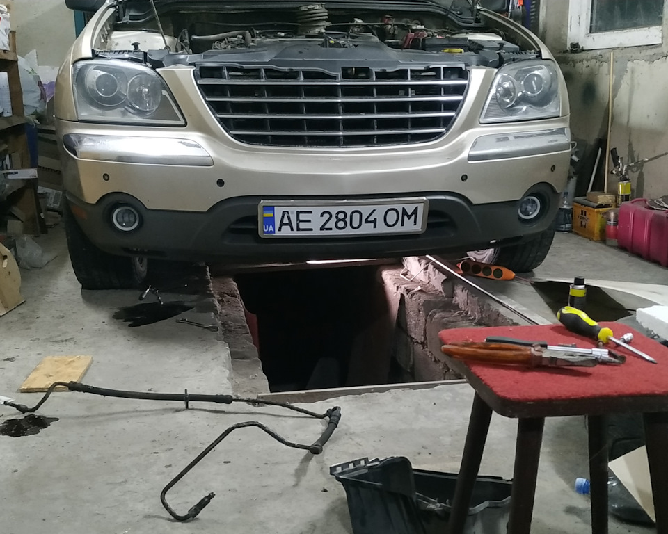 Зміна шланга високого тиску на моєму Chrysler Pacifica 2
